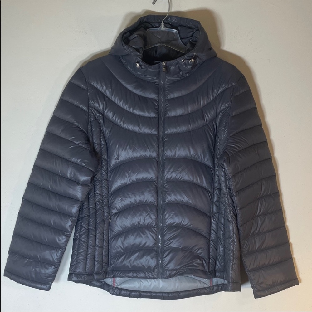 NEW! Andrew Marc Packable Premium Down Quilted Hooded Puffer Jacket. XXL.